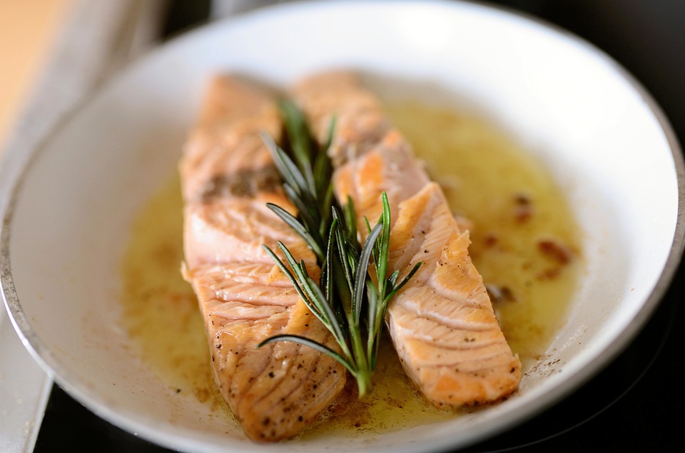 Salmon with Garlic and Herbs